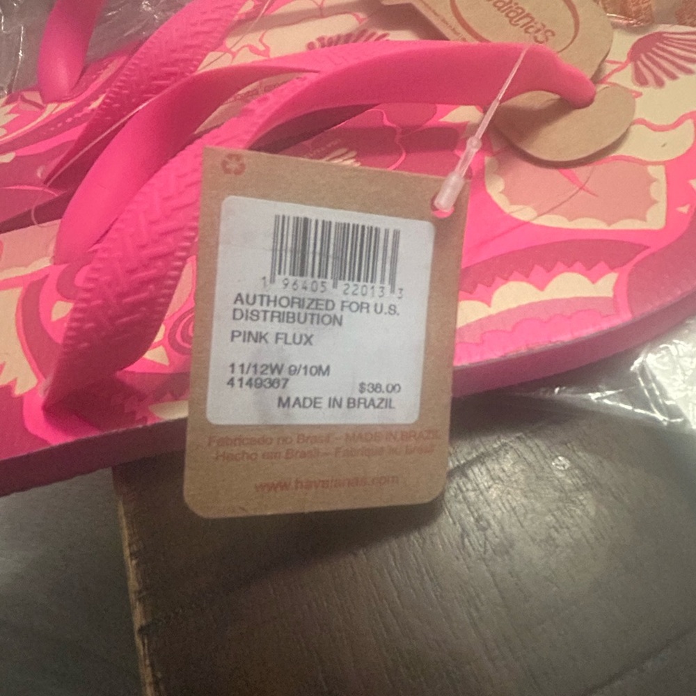 NWT Havaianas x Farm to Rio Women's Pink Tropical Sandals - Picture 6 of 6